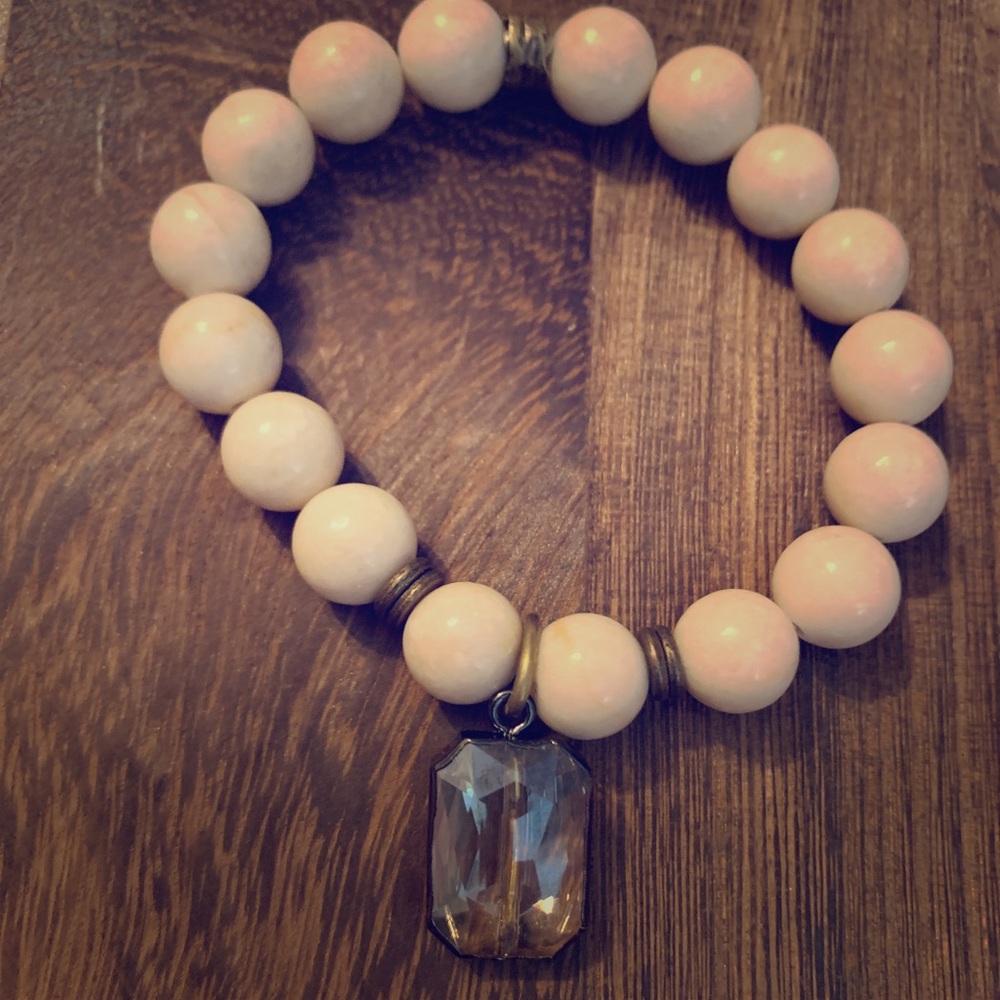 Elastic white  stone bracelet with crystal